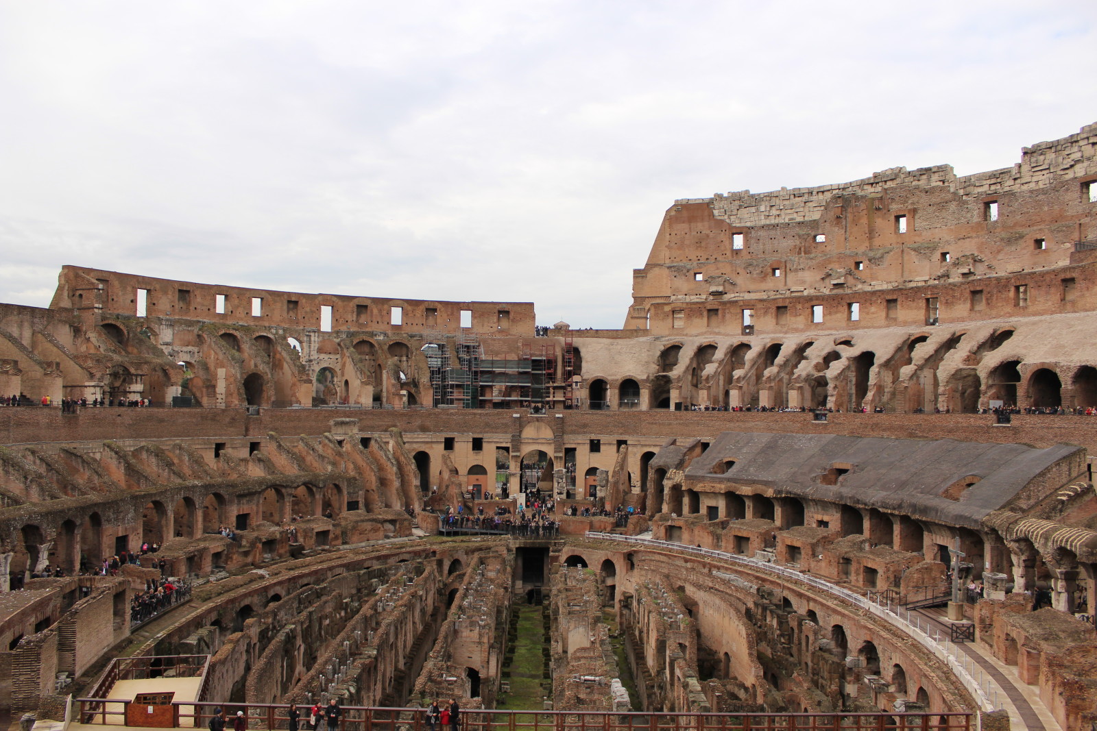 the colosseum was originally called the amphitheater