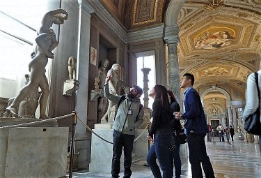 Rome in a Day VIP Small Group Tour