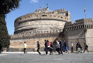 1295-Rome-Rome-Running-Small-Group-Tour-Castel-Sant-Angelo-Runners