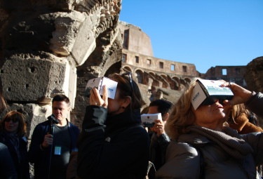 Colosseum and Ancient Rome Small Group Tour with Virtual Reality