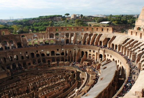 Top level Colosseum semi-private Tour 