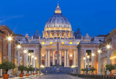 Vatican Night Small Group Tour