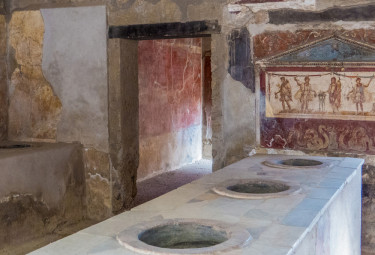 Pompeii Small Group Tour