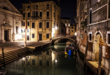 Venice Private Ghost Tour with Gondola